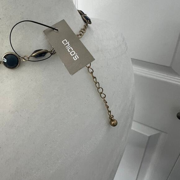 New with tags Chico's Lariat Royal Blue Faceted Gold Tone Station Necklace - Picture 3 of 6